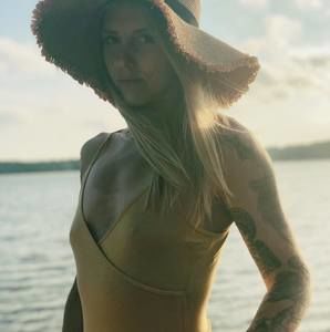 Meet your Posher, Alexa